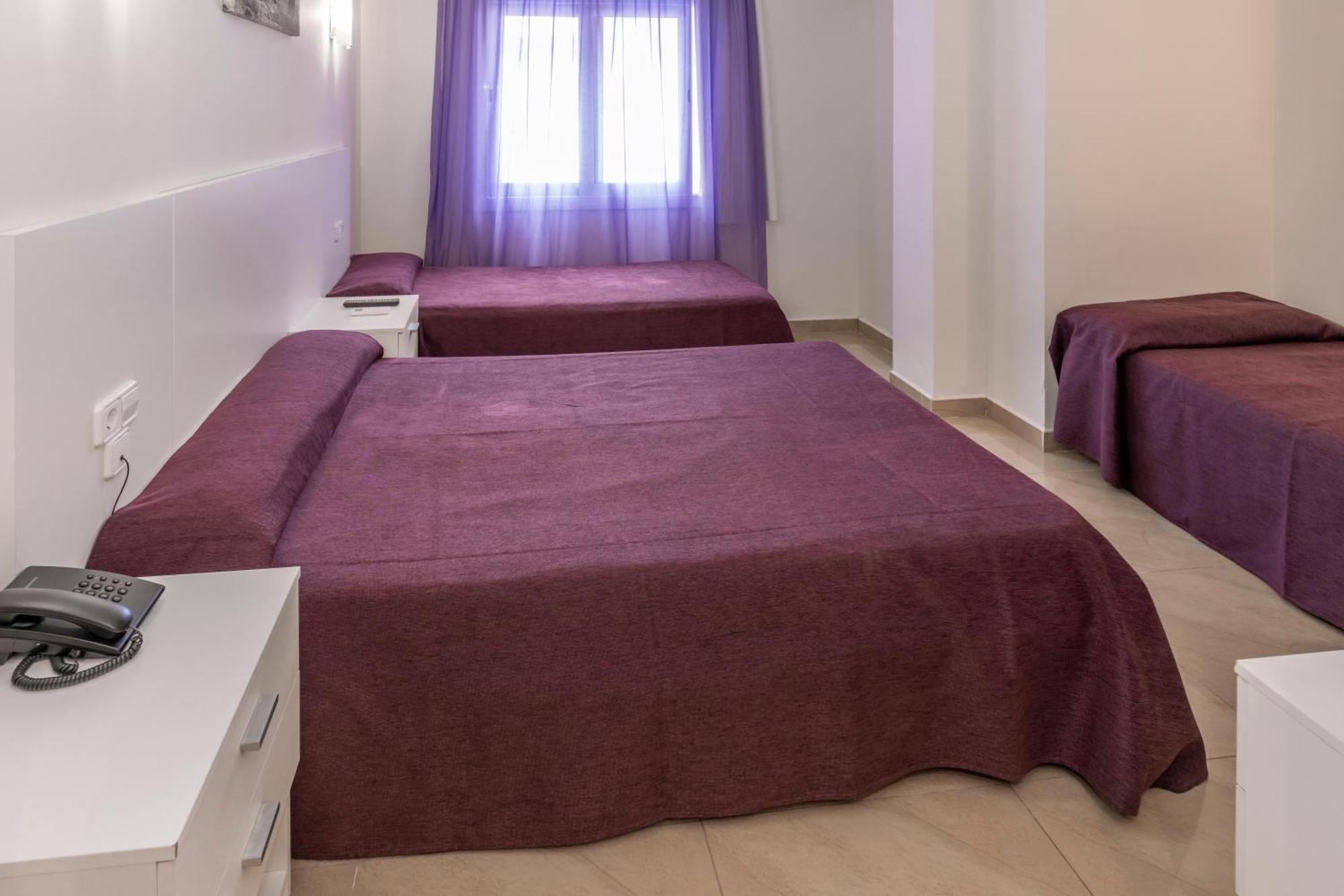Hotel Moremar By Alegria Lloret de Mar Bagian luar foto