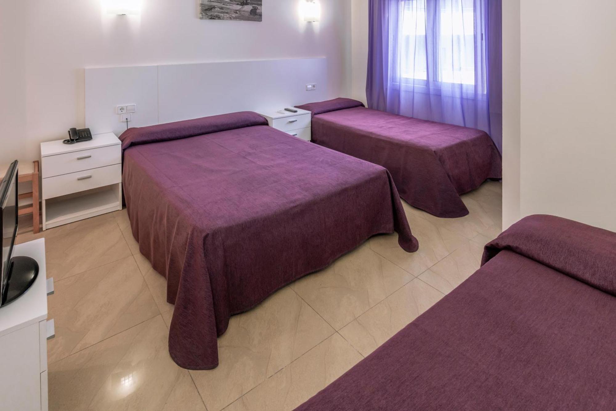 Hotel Moremar By Alegria Lloret de Mar Bagian luar foto