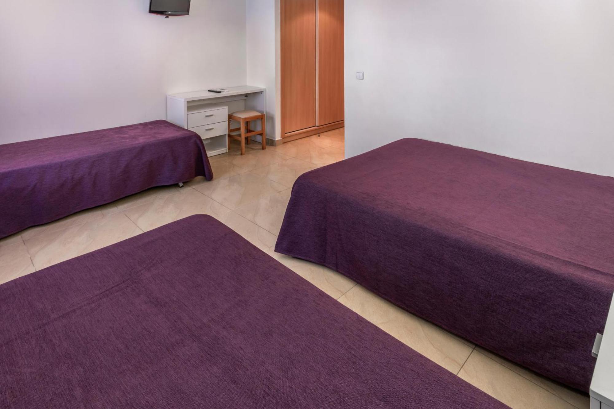 Hotel Moremar By Alegria Lloret de Mar Bagian luar foto