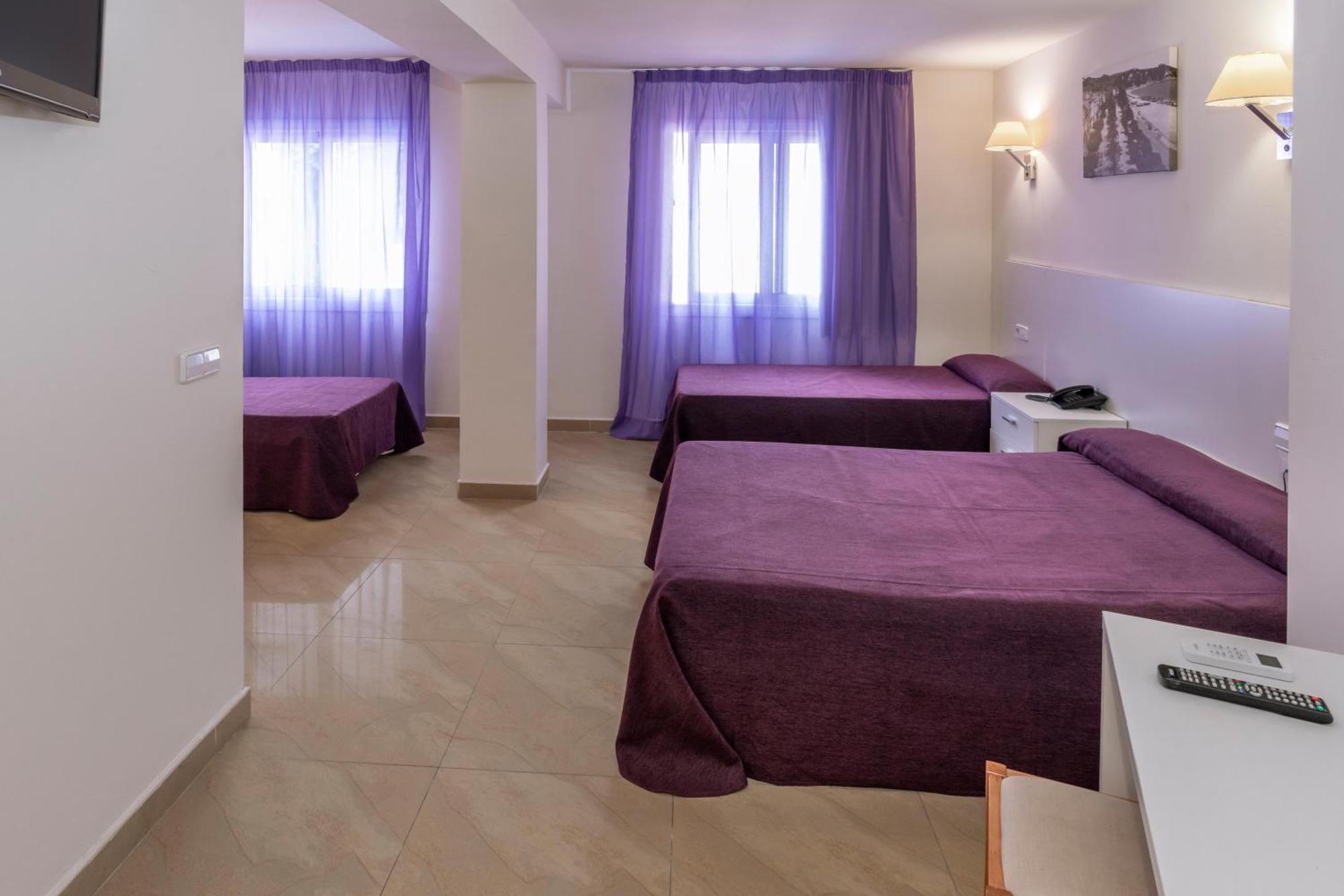 Hotel Moremar By Alegria Lloret de Mar Bagian luar foto
