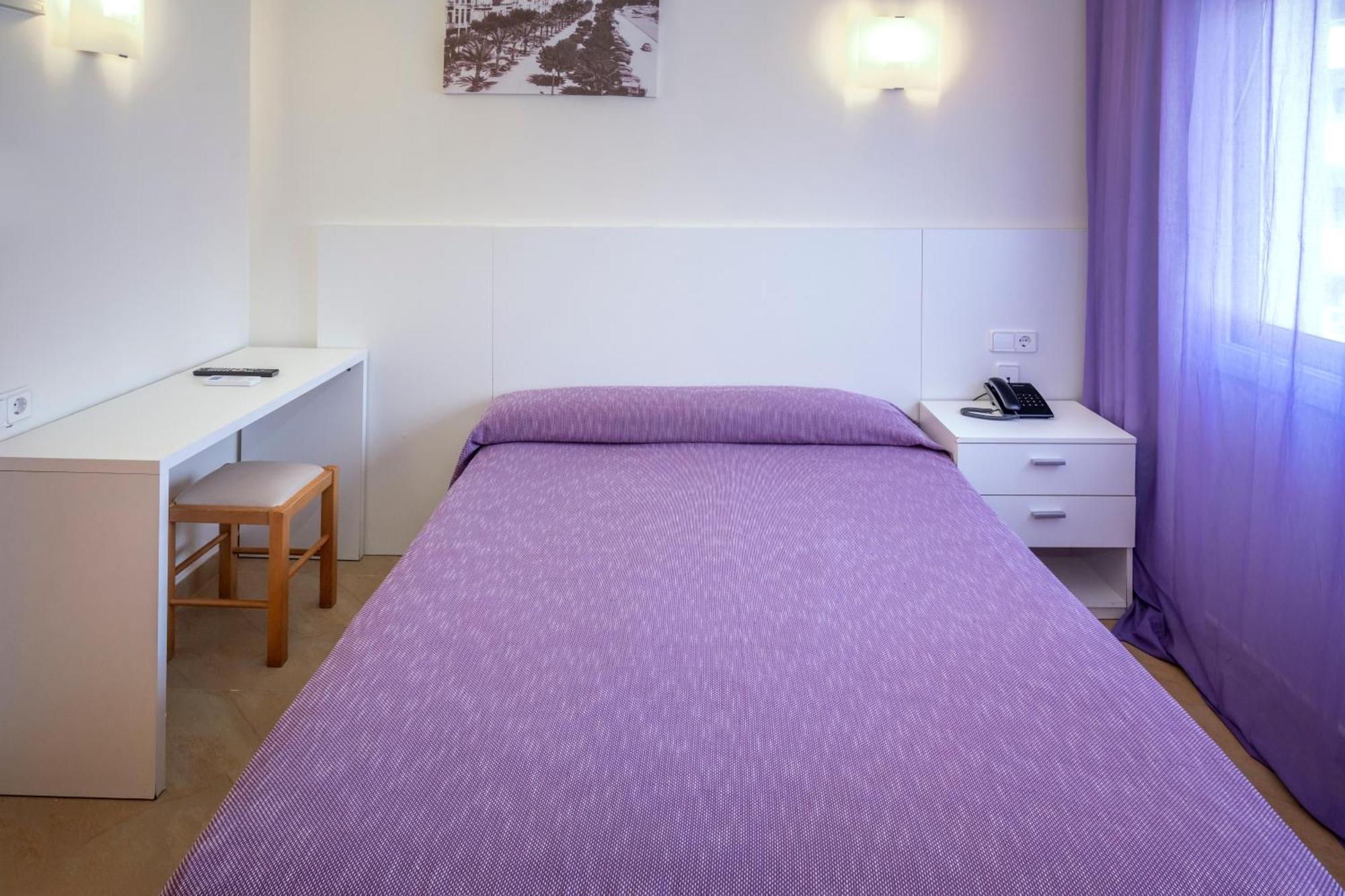 Hotel Moremar By Alegria Lloret de Mar Bagian luar foto