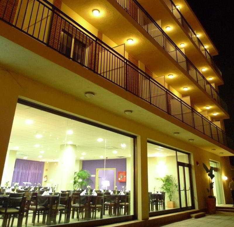 Hotel Moremar By Alegria Lloret de Mar Bagian luar foto