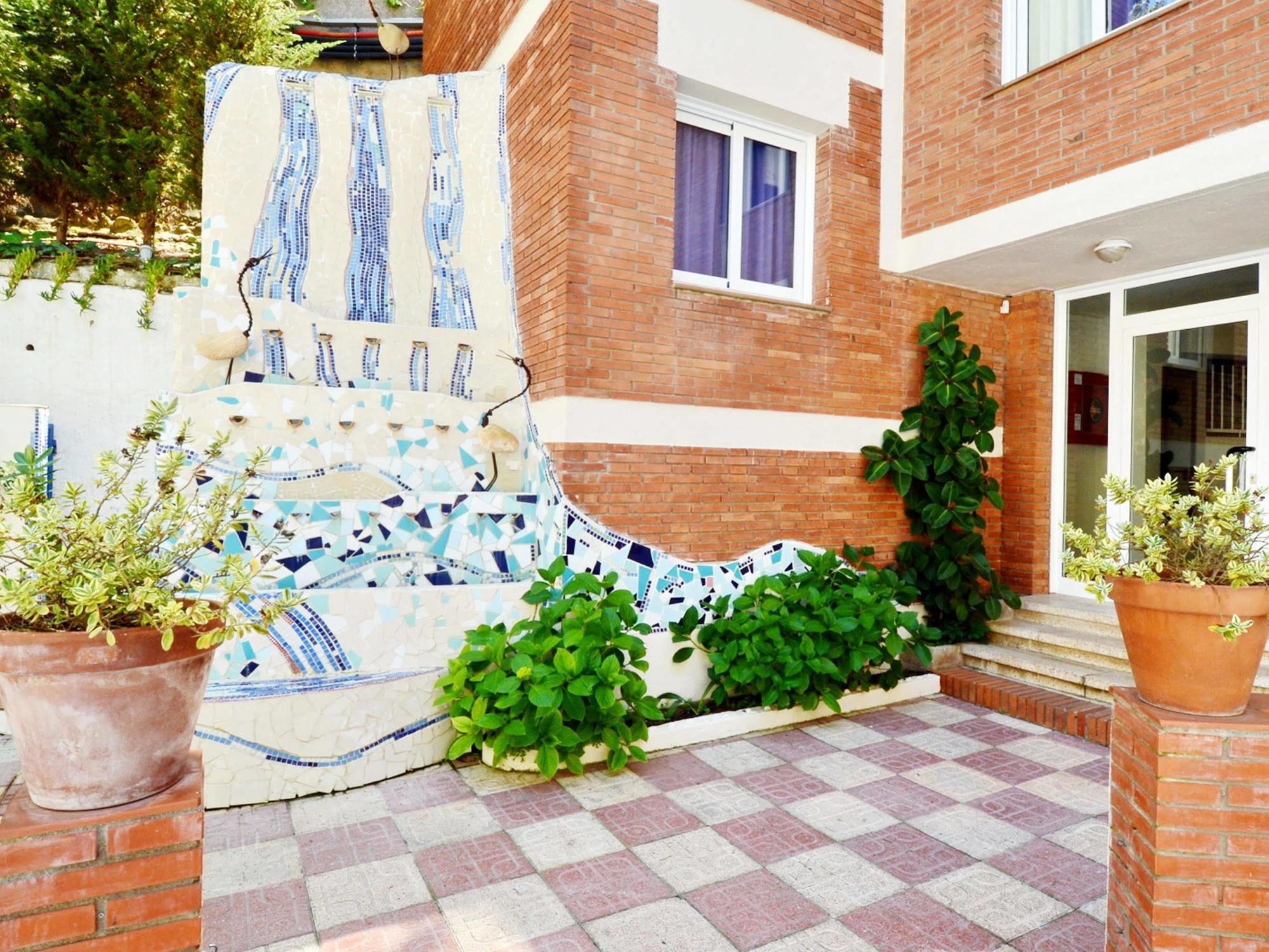 Hotel Moremar By Alegria Lloret de Mar Bagian luar foto