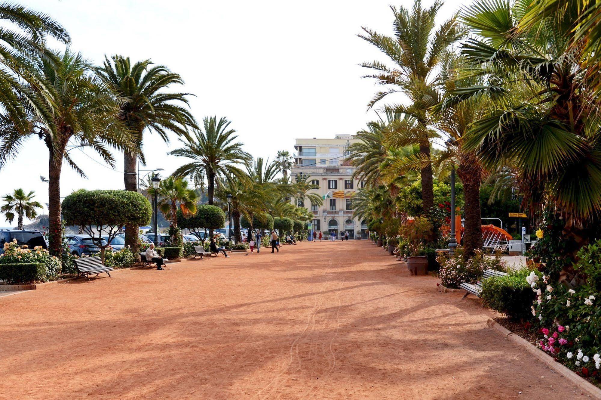 Hotel Moremar By Alegria Lloret de Mar Bagian luar foto