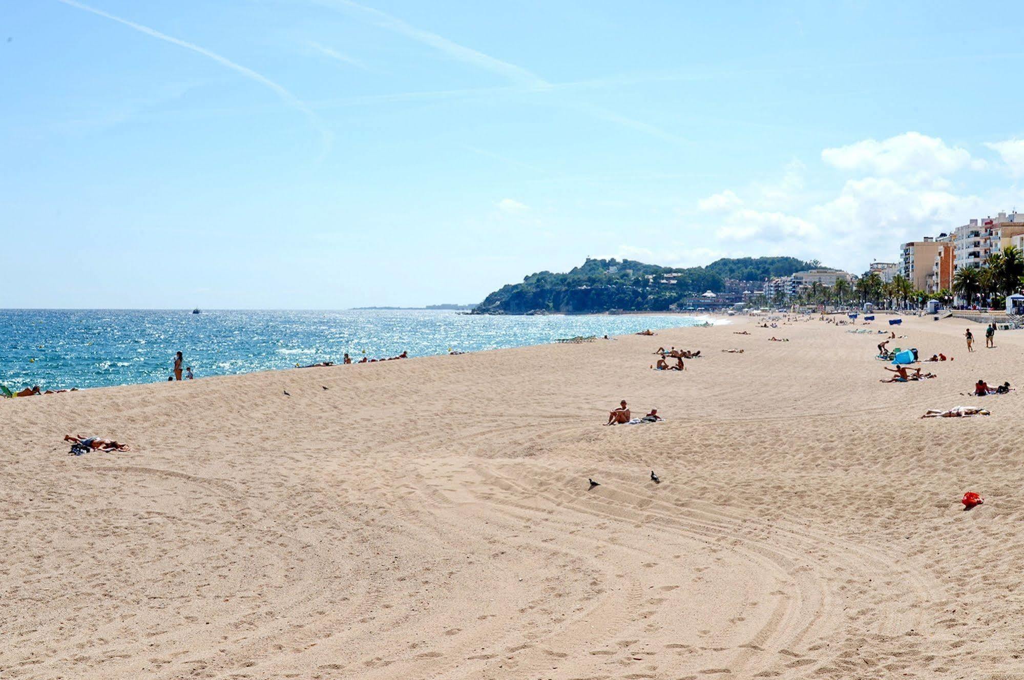 Hotel Moremar By Alegria Lloret de Mar Bagian luar foto