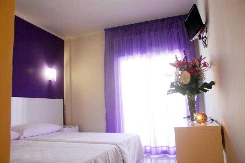 Hotel Moremar By Alegria Lloret de Mar Bagian luar foto